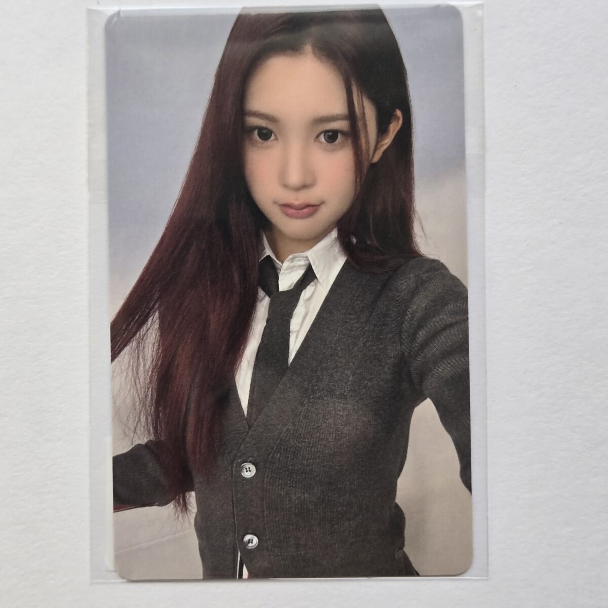 hearts2hearts FOCUS Weverse POB photocard