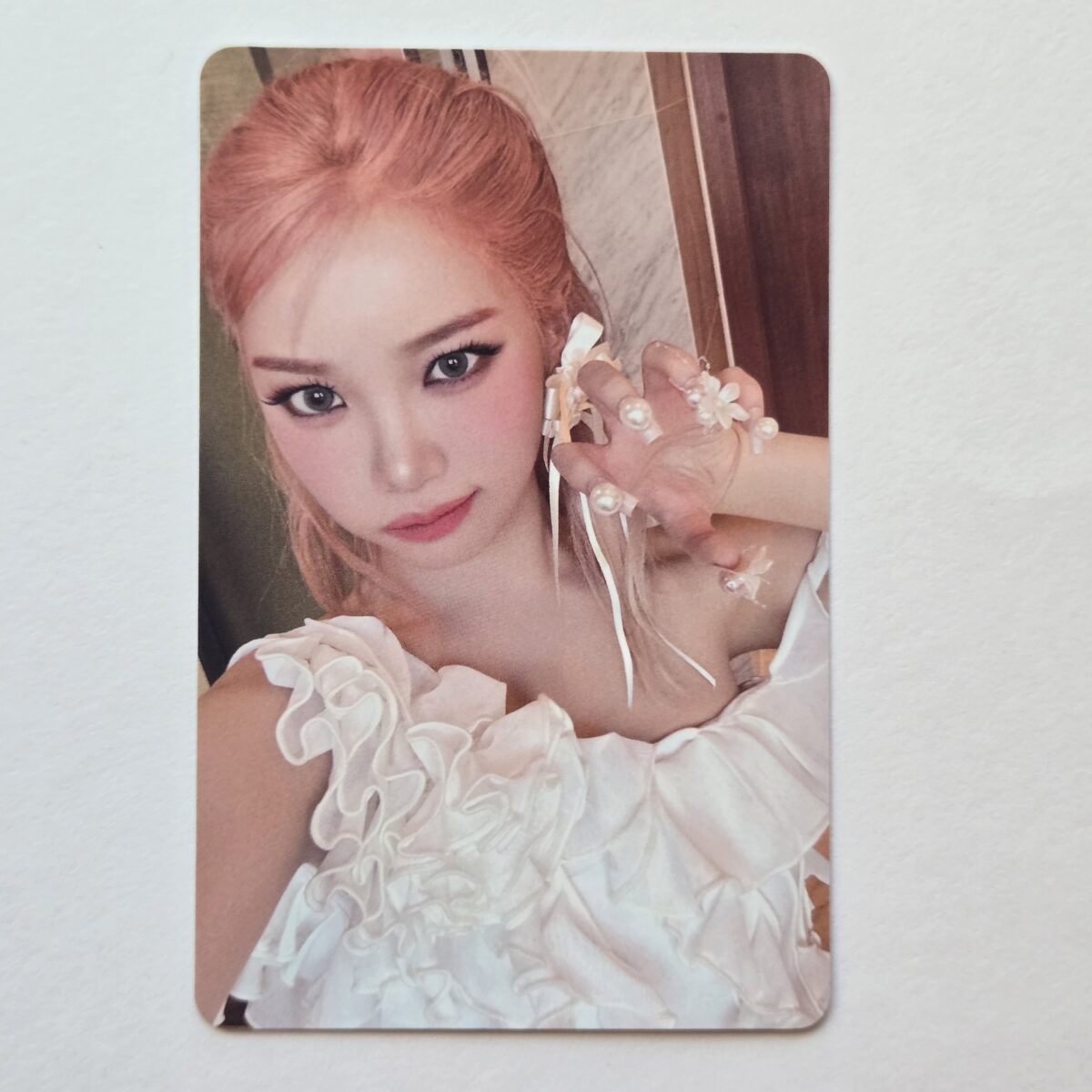 Le sserafim HOT HMV Lucky Draw Photocard
