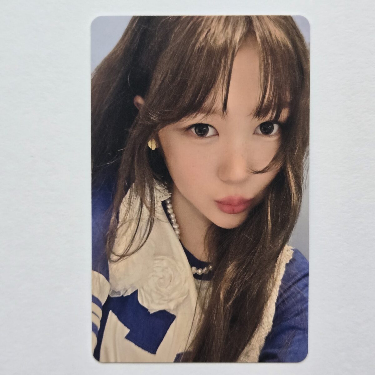 hearts2hearts FOCUS HMV LUCKY DRAW photocard